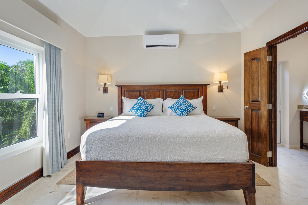 Seashell Bungalow - Bedroom | Sirenian Bay | Luxury Vacation Resort in Placencia, Belize