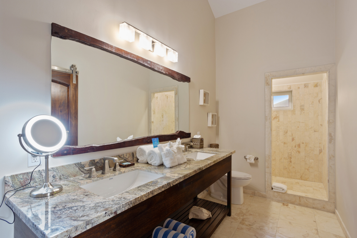 Starfish Bungalow Bathroom | Sirenian Bay | Luxury Vacation Resort in Placencia, Belize