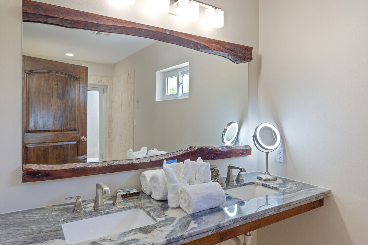 Stingray Bungalow - Bathroom | Sirenian Bay Resort in Placencia, Belize